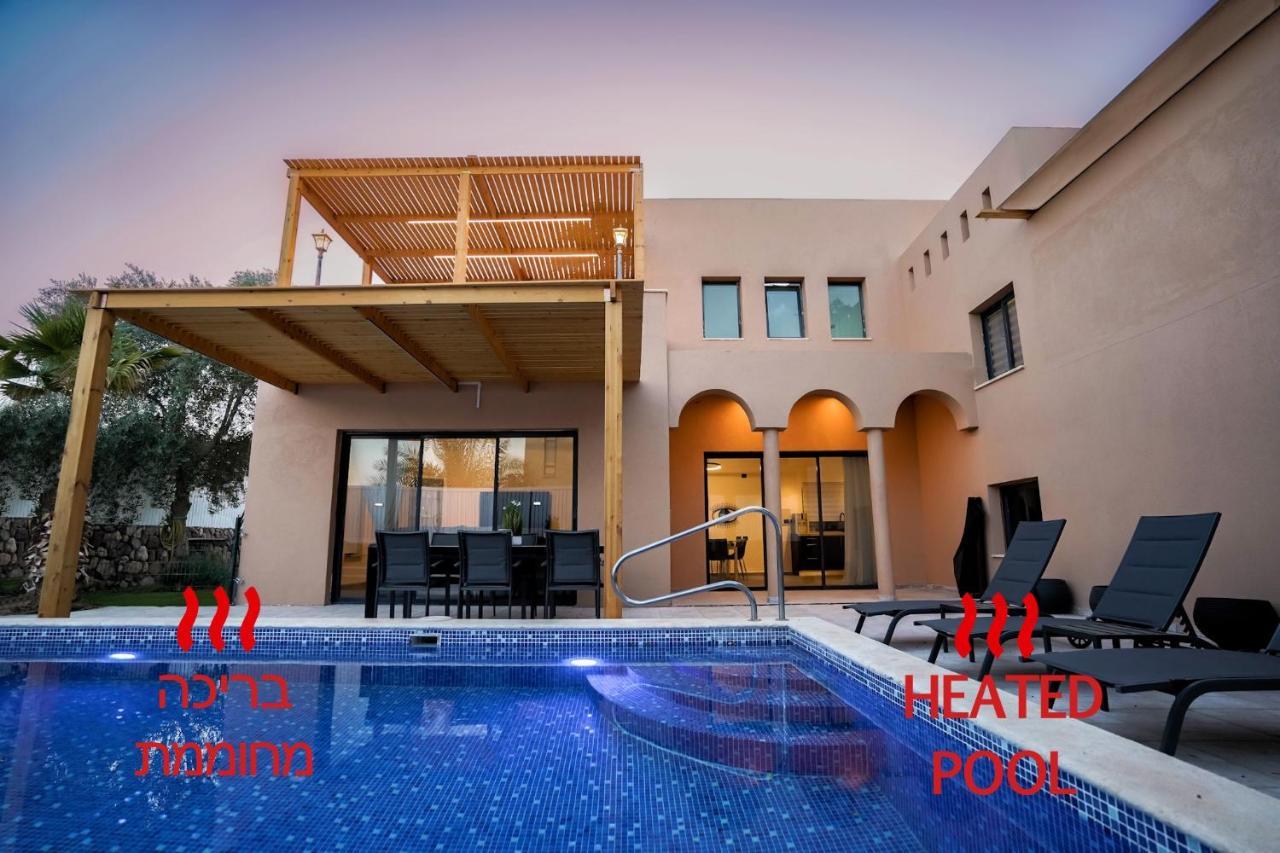 אילת וילה רוני בריכה מחוממת Villa Roni Heated pool מראה חיצוני תמונה