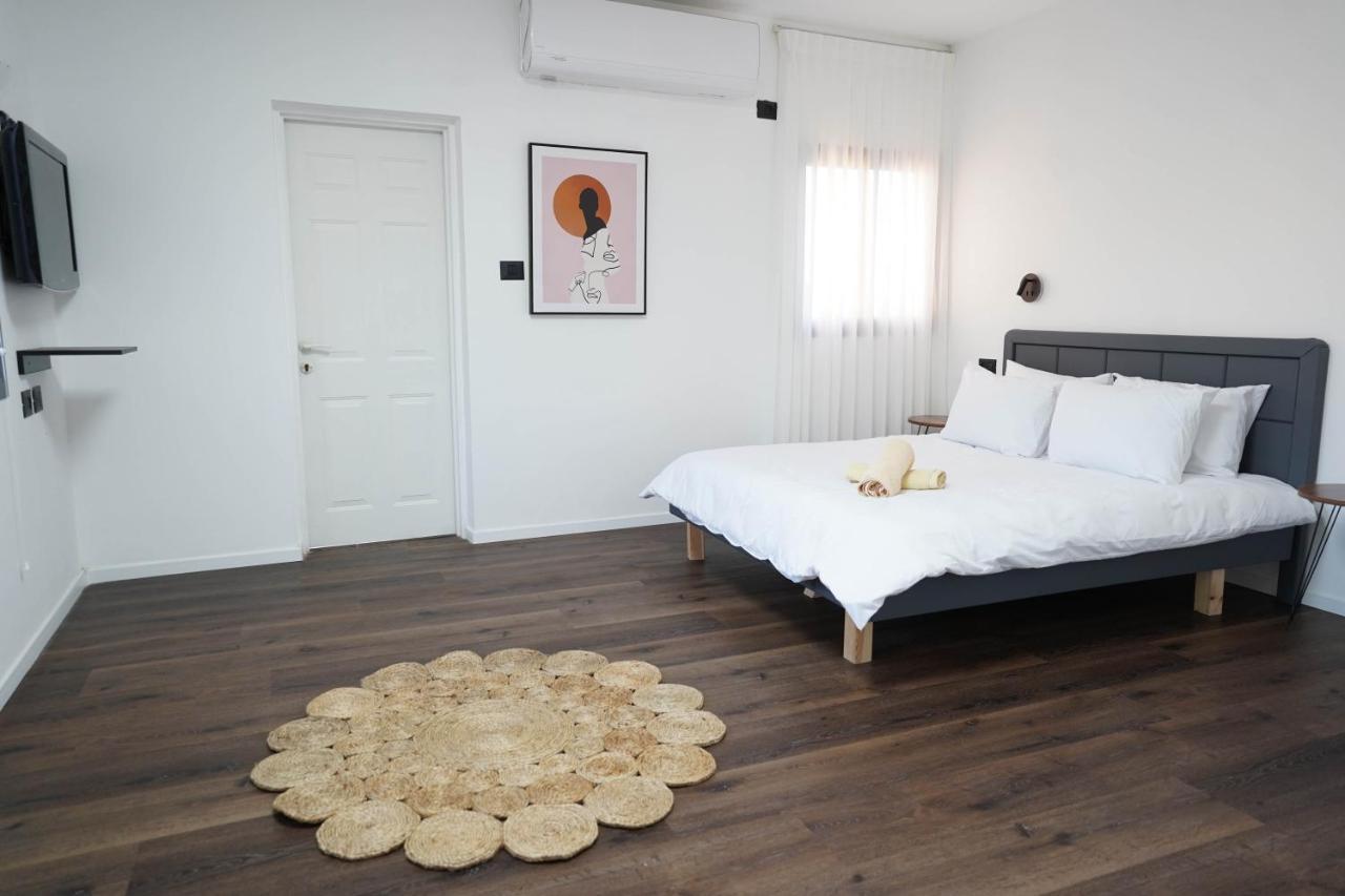 אילת וילה רוני בריכה מחוממת Villa Roni Heated pool מראה חיצוני תמונה