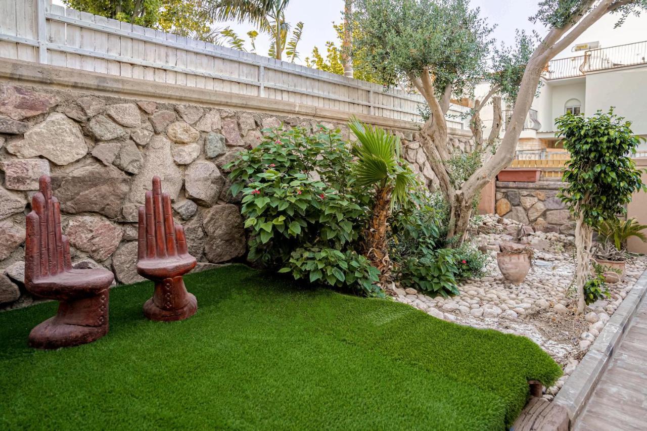 אילת וילה רוני בריכה מחוממת Villa Roni Heated pool מראה חיצוני תמונה
